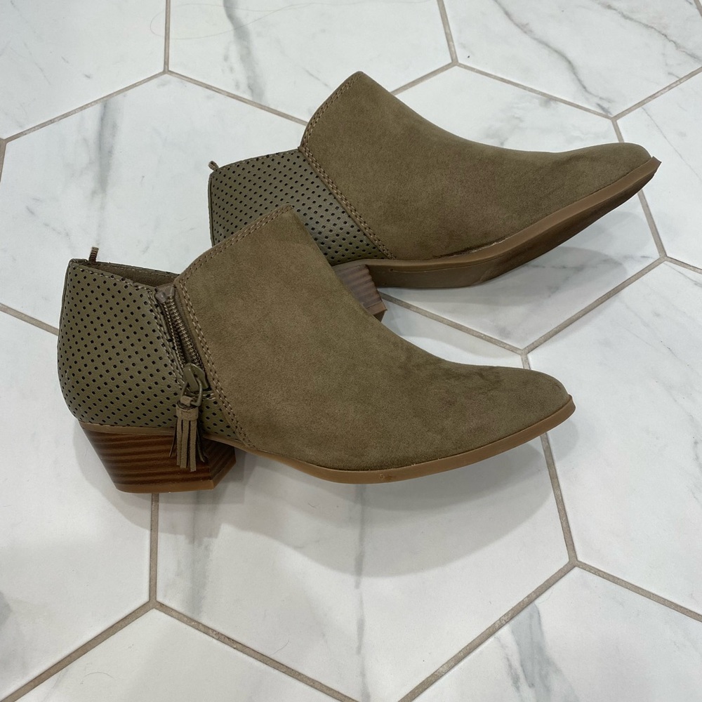 old navy low rise booties